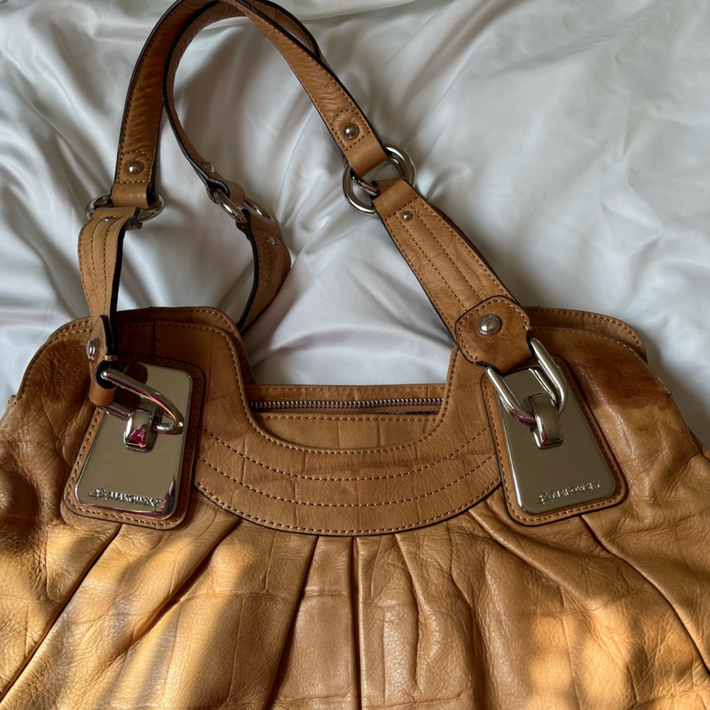 B. Makowsky shoulder/satchel